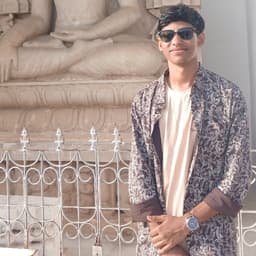 Pawan Kumar, NEET & Class 12 boards mentor from Sheikh Bhikhari Medical College, Hazaribagh