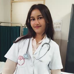 Riya Kaushik, NEET & Class 12 boards mentor from KGMU LUCKNOW